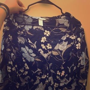 2 for 10 - Floral blouse